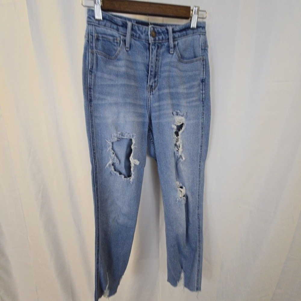 Hollister Ultra High Rise Mom Jeans Juniors 3 Blue Light Wash Distressed Raw Hem